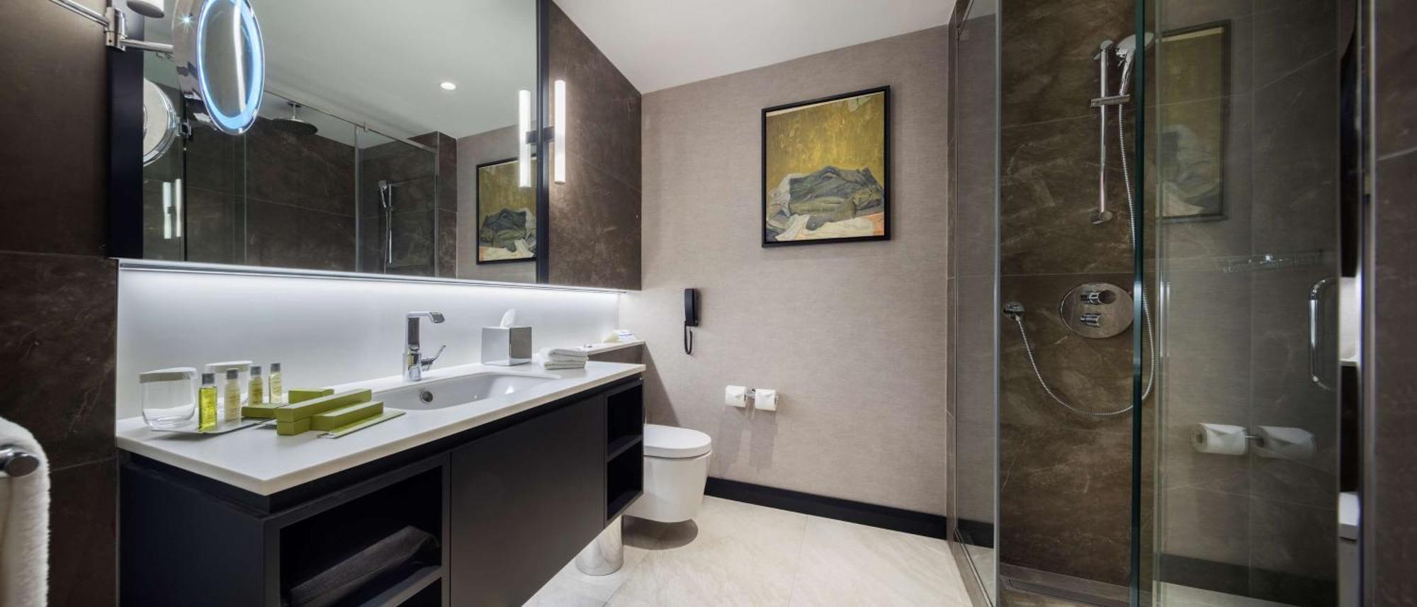 Hilton Maslak Otel 5*