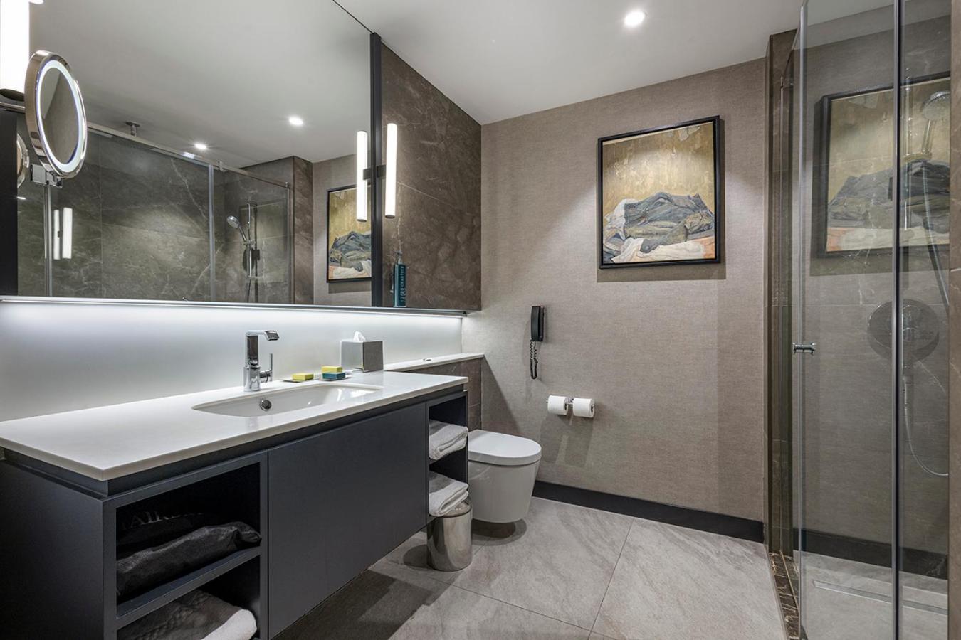 Hilton Maslak 5*